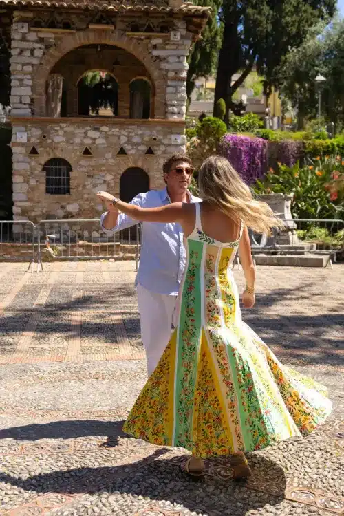 taormina-public-garden-proposal-texas-couple
