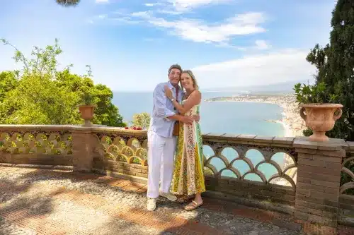 where-to-propose-in-taormina-public-garden