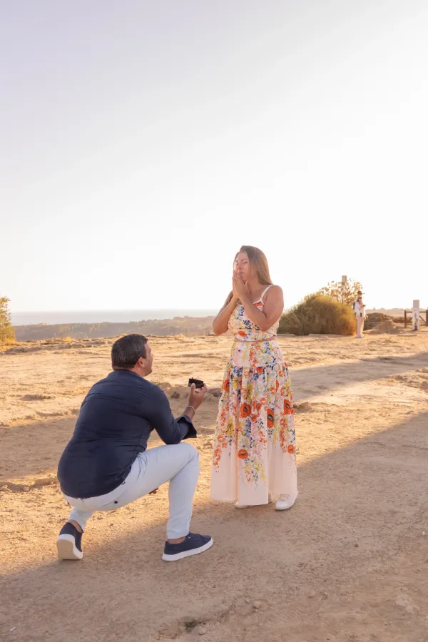 10-on-knee-proposal-sicily