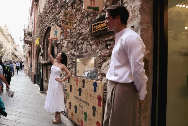 018-ricordo-romantico-del-loro-viaggio-di-fidanzamento-in-sicilia