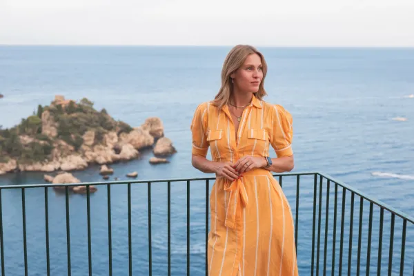 30-destination-proposal-sicily-terrace-view 30-destination-proposal-sicily-terrace-view