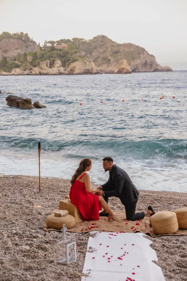 proposta-matrimonio-capotaormina-taormina-sicilia-judy-in-abito-rosso